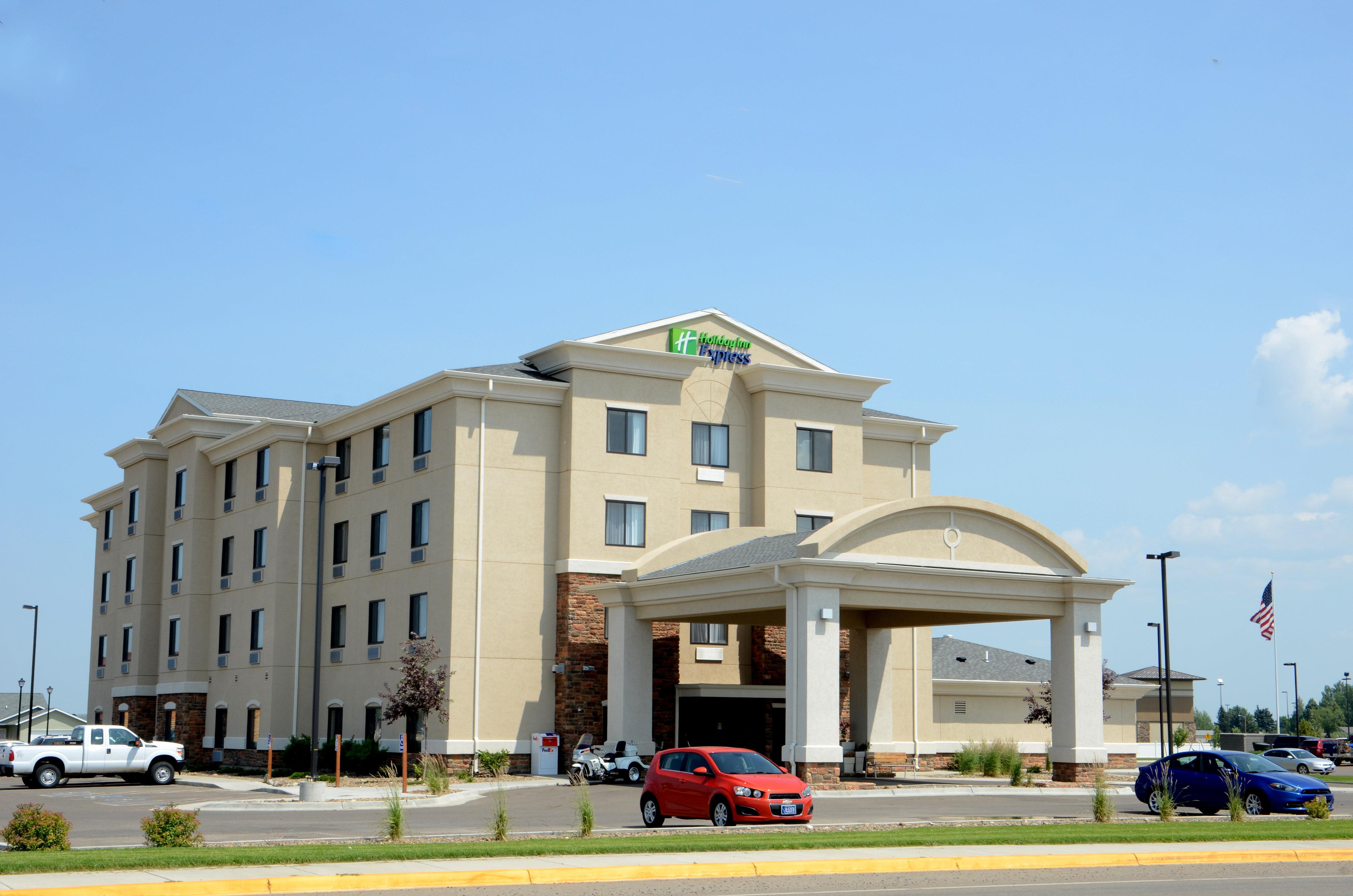 Holiday Inn Express & Suites Sidney, An Ihg Hotel Exterior foto